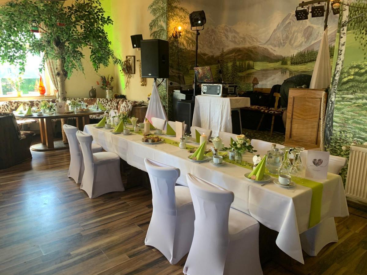 Hotel Alpenhof Markneukirchen المظهر الخارجي الصورة