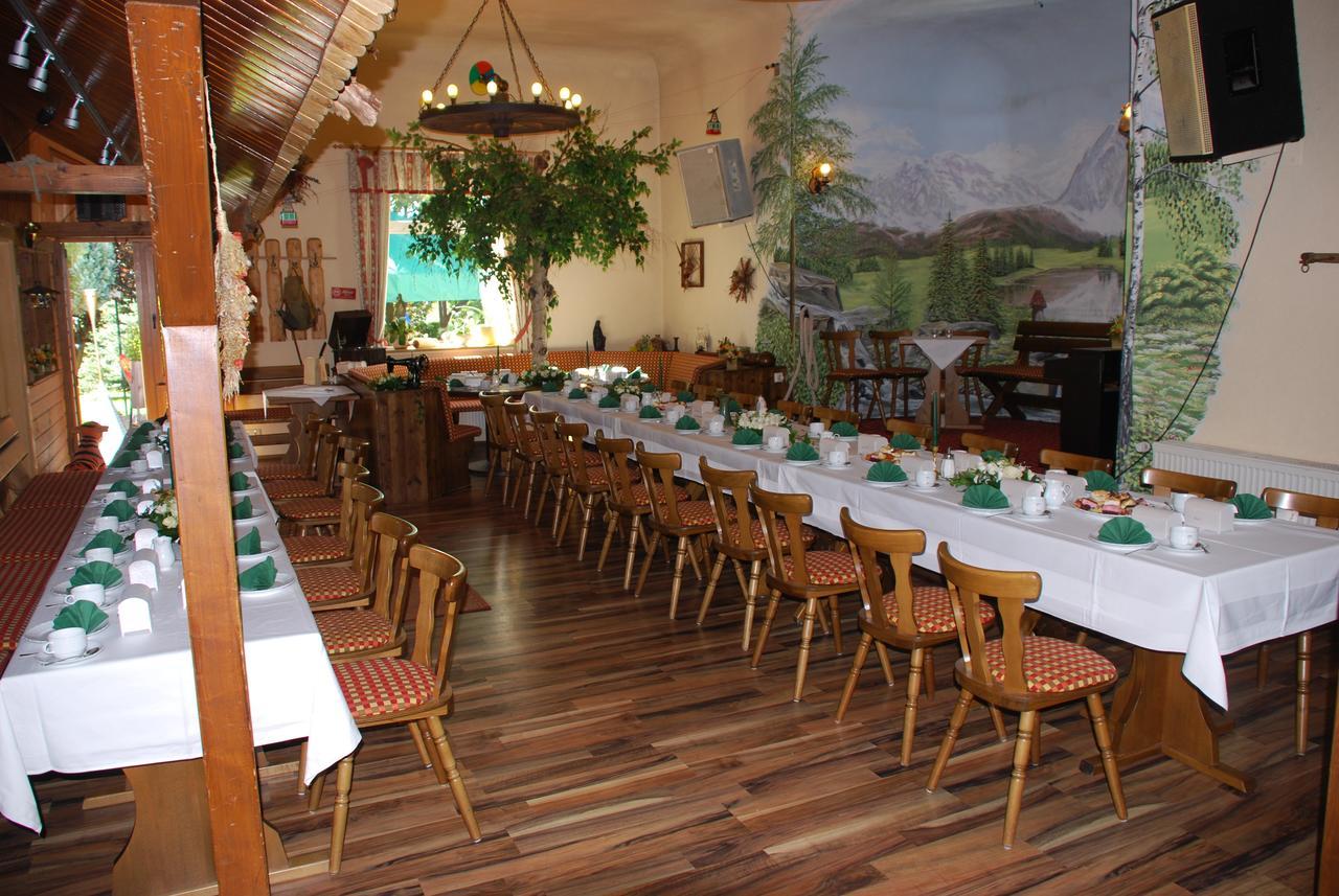 Hotel Alpenhof Markneukirchen المظهر الخارجي الصورة