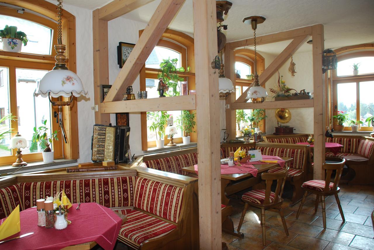 Hotel Alpenhof Markneukirchen المظهر الخارجي الصورة